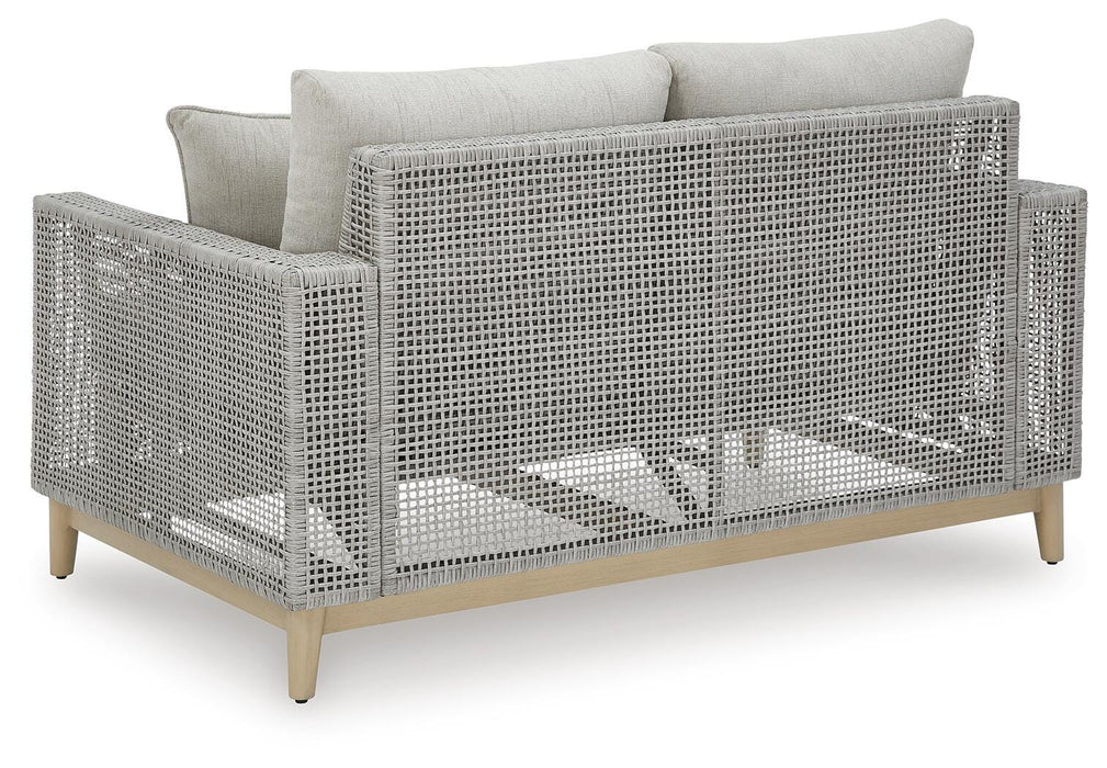 Seton Creek Outdoor Seating Set